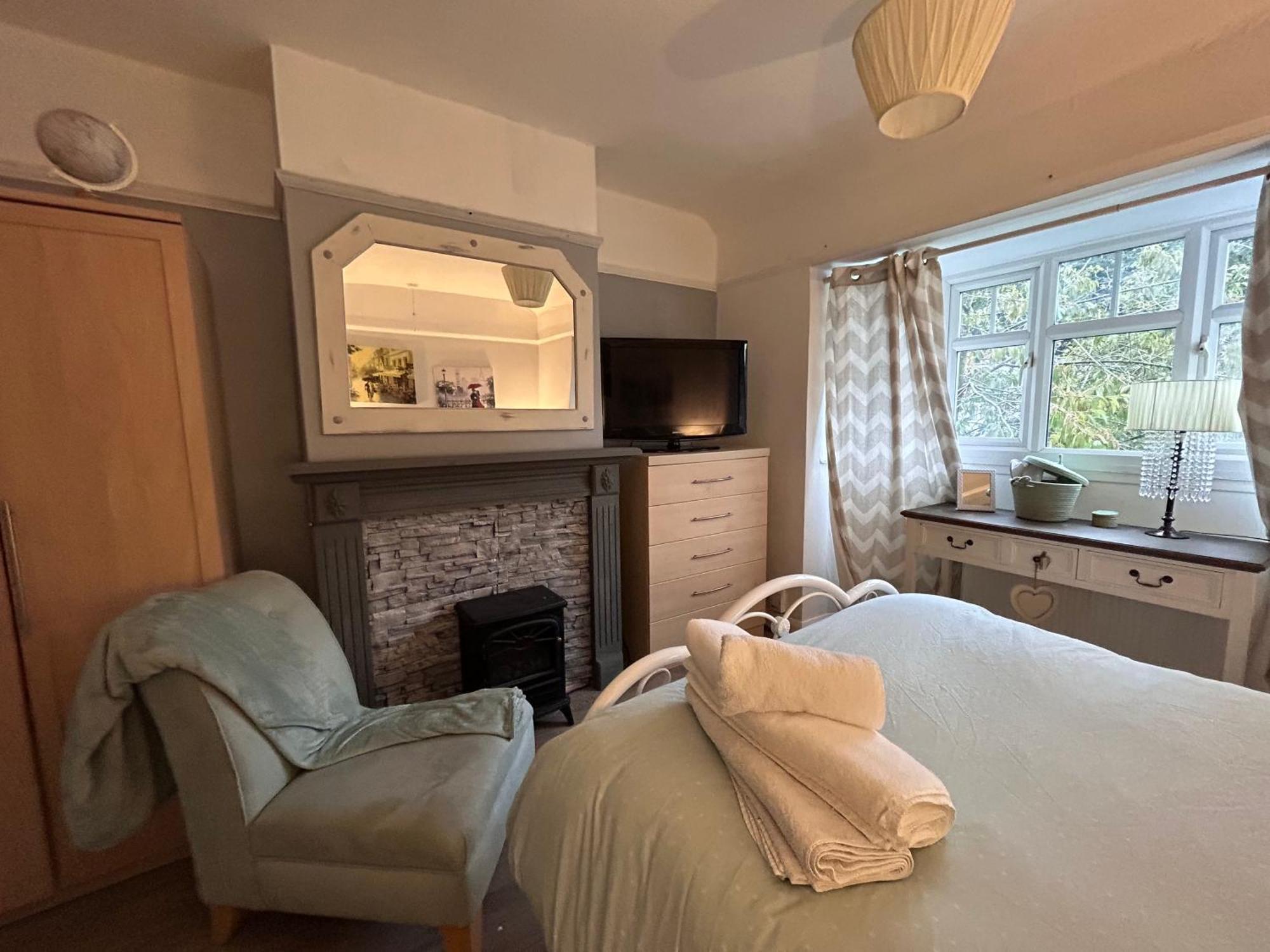 Апартаменты Redditch Rest Near Town Centre & Transport Links Экстерьер фото