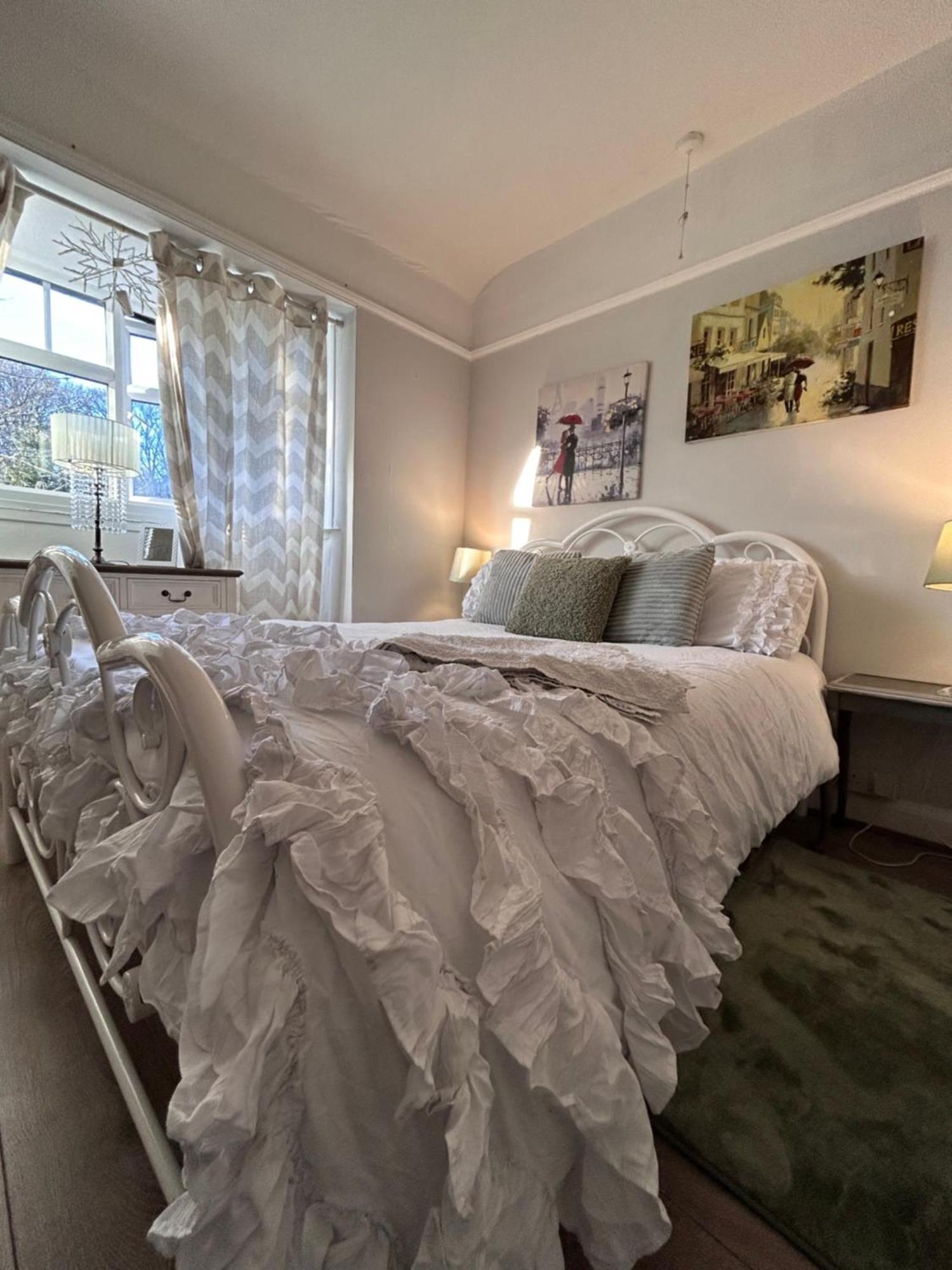Апартаменты Redditch Rest Near Town Centre & Transport Links Экстерьер фото