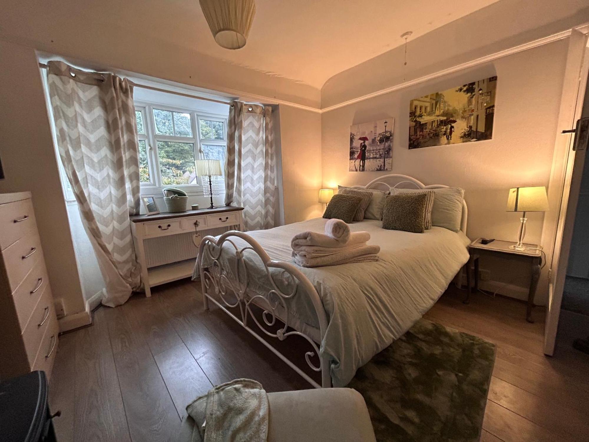 Апартаменты Redditch Rest Near Town Centre & Transport Links Экстерьер фото