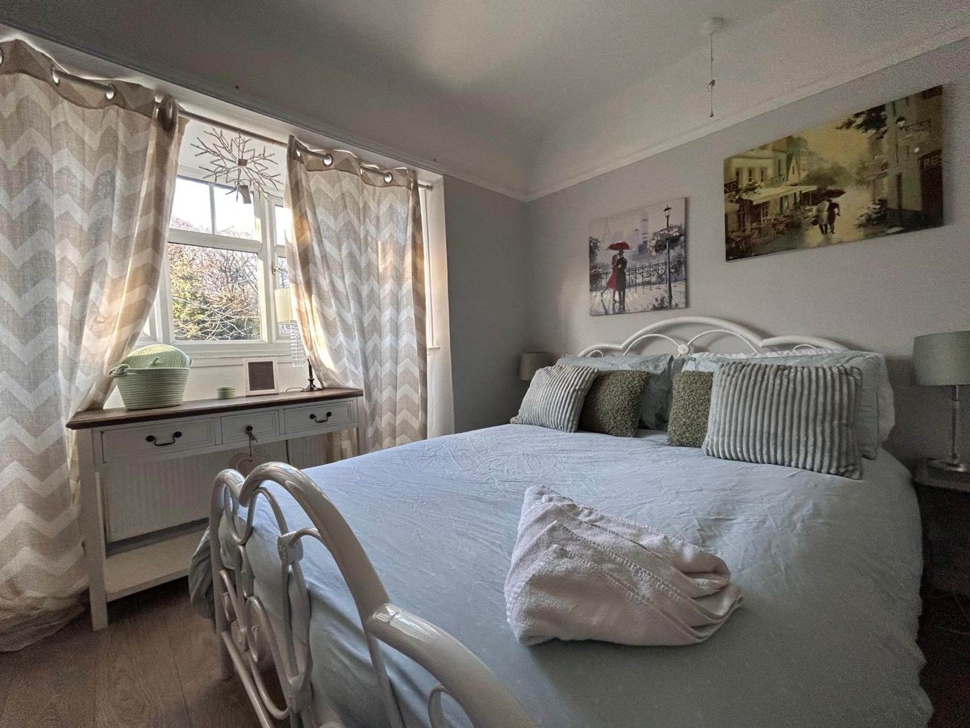 Апартаменты Redditch Rest Near Town Centre & Transport Links Экстерьер фото