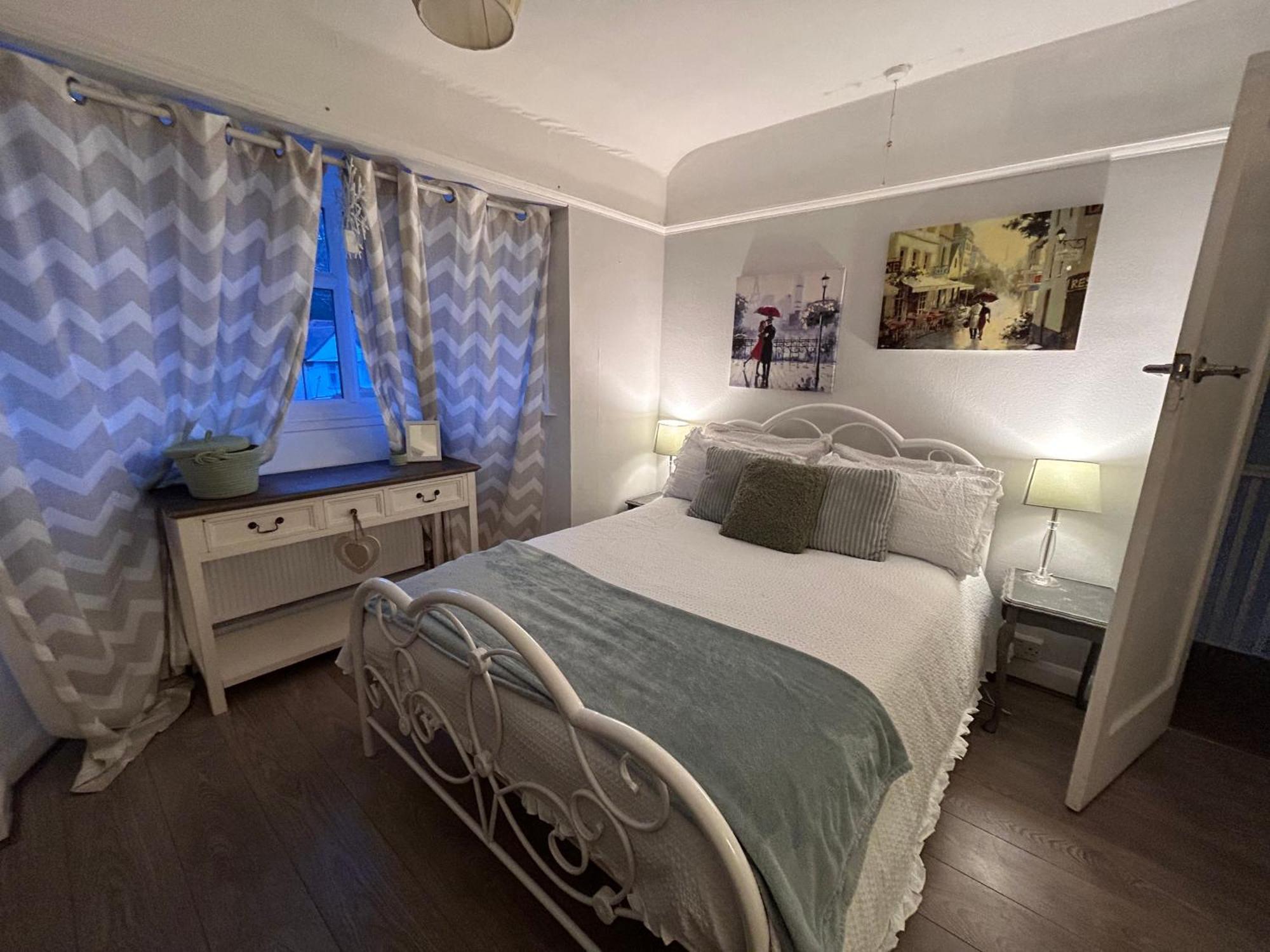 Апартаменты Redditch Rest Near Town Centre & Transport Links Экстерьер фото