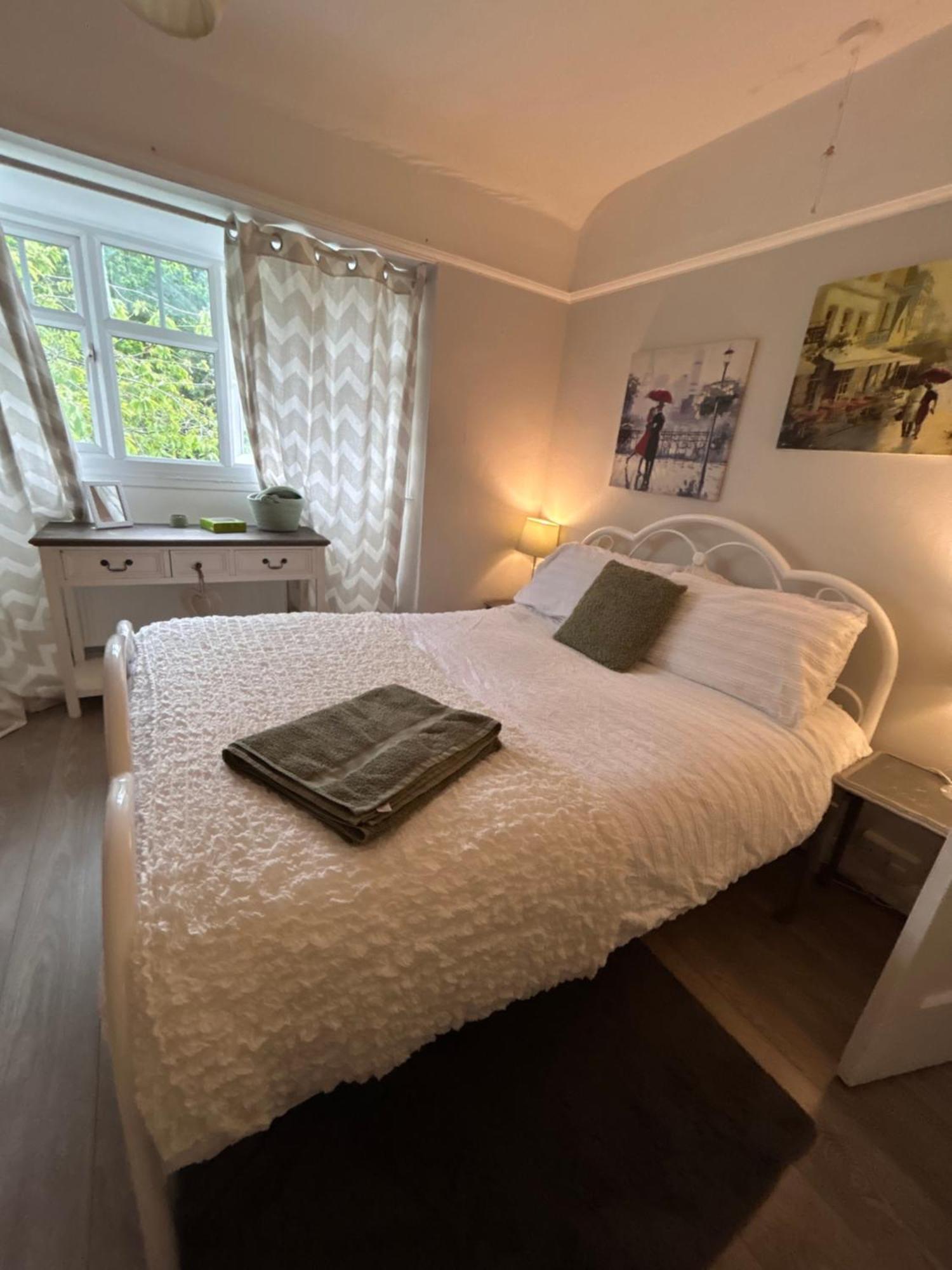 Апартаменты Redditch Rest Near Town Centre & Transport Links Экстерьер фото